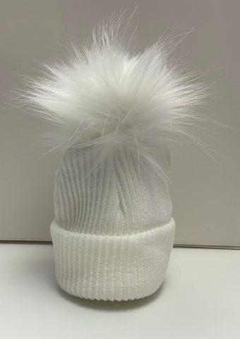Kinder White Unisex Faux Fur Pom Pom Hat
